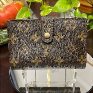 #0210-342 LV MONOGRAM KISSLOCK WALLET